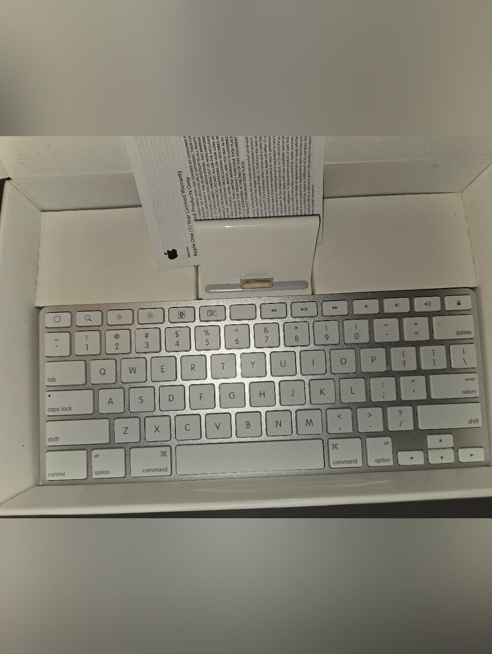 Vintage Apple iPad Keyboard Dock A1359 MC533LL/A 30-Pin Original Box & Papers